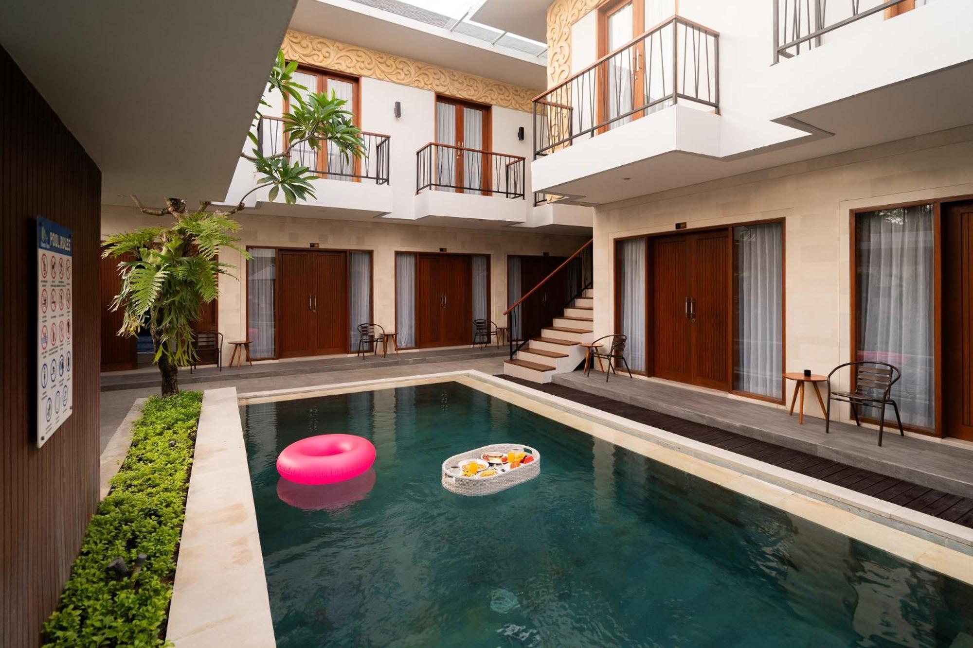 Mahesa Suites Seminyak Exterior photo