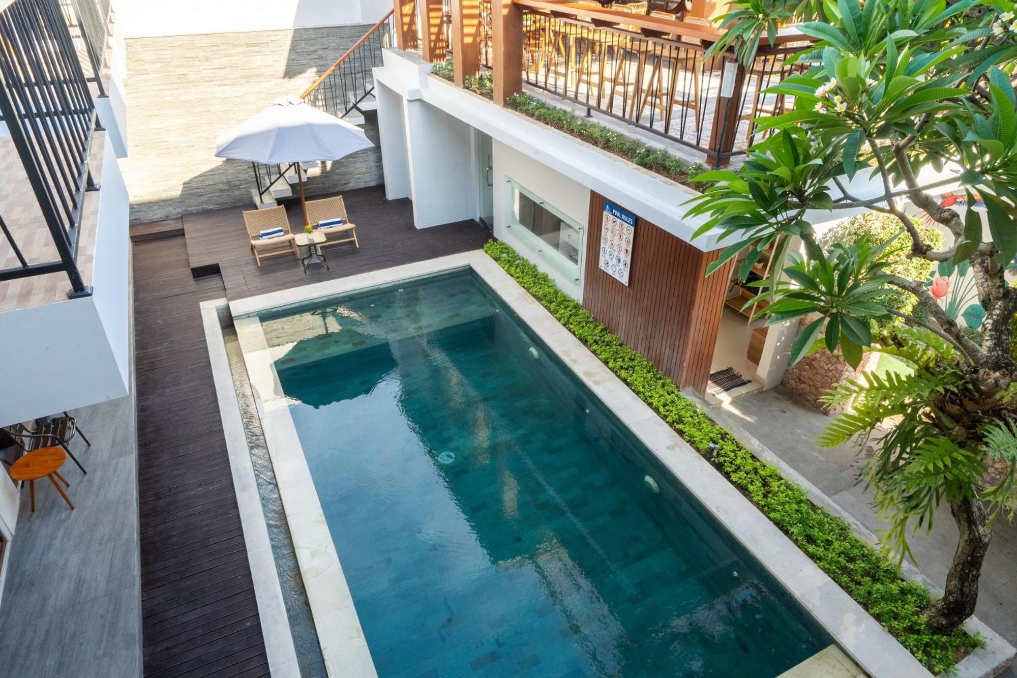 Mahesa Suites Seminyak Exterior photo