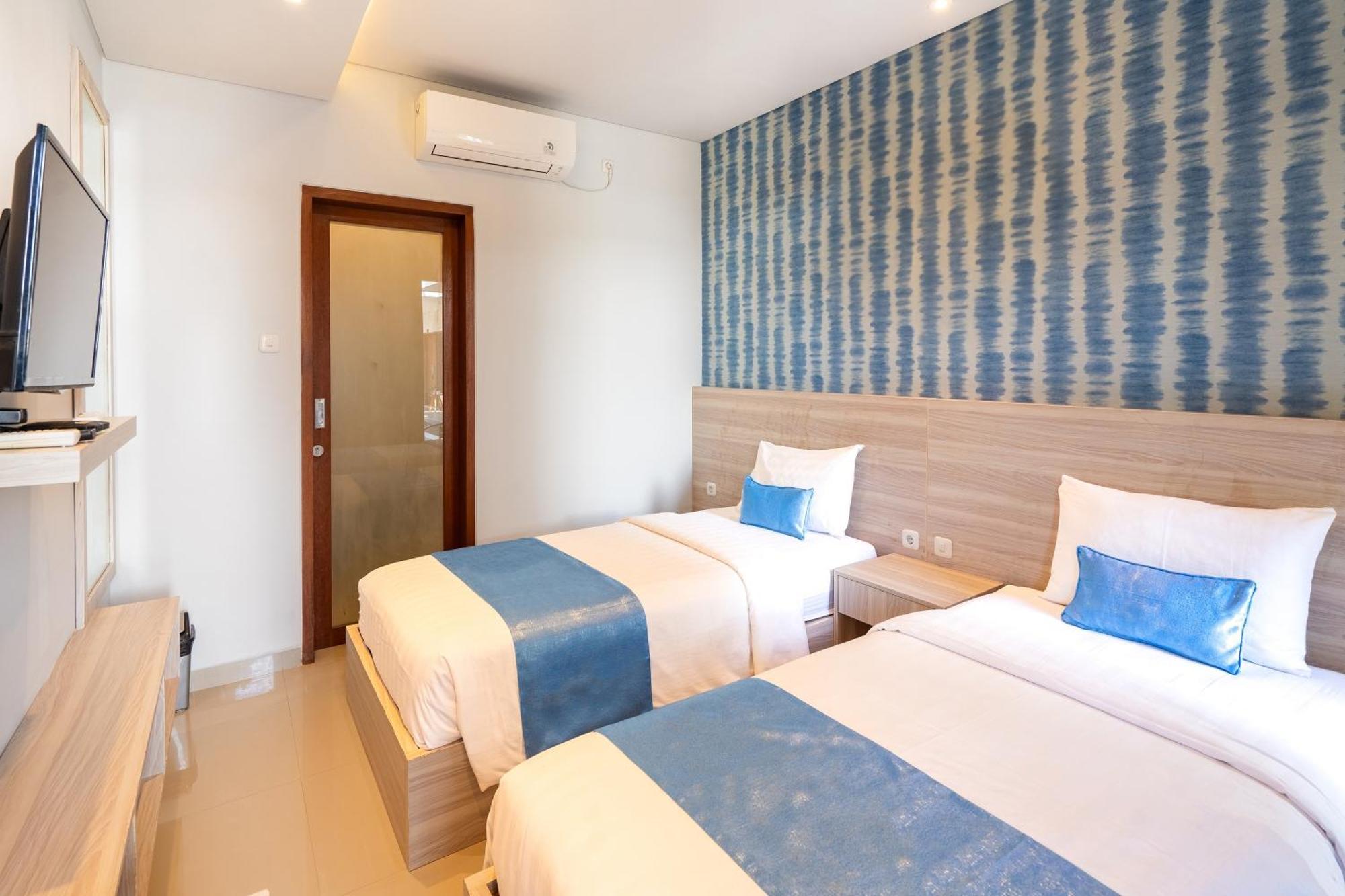 Mahesa Suites Seminyak Exterior photo