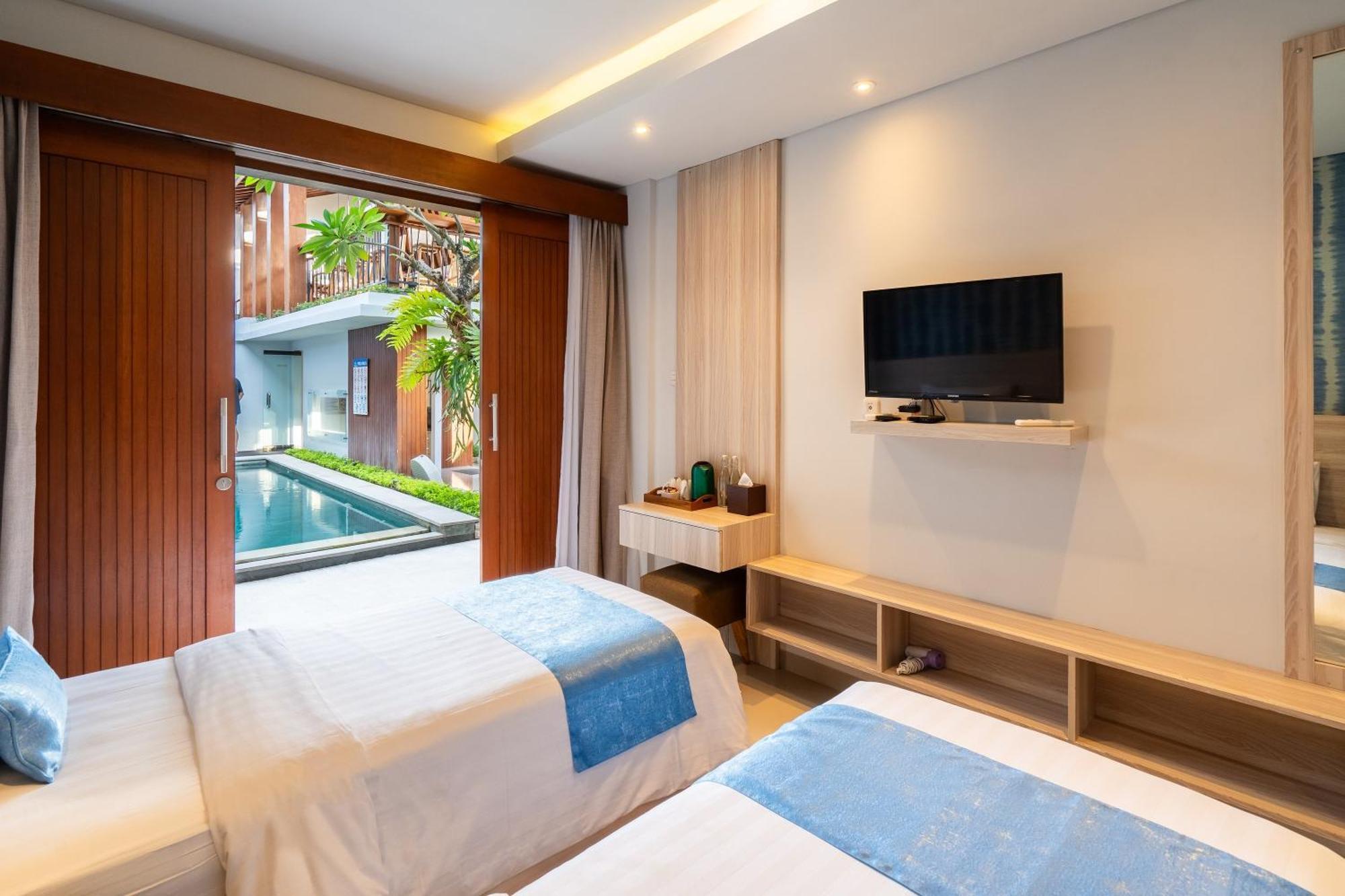 Mahesa Suites Seminyak Exterior photo