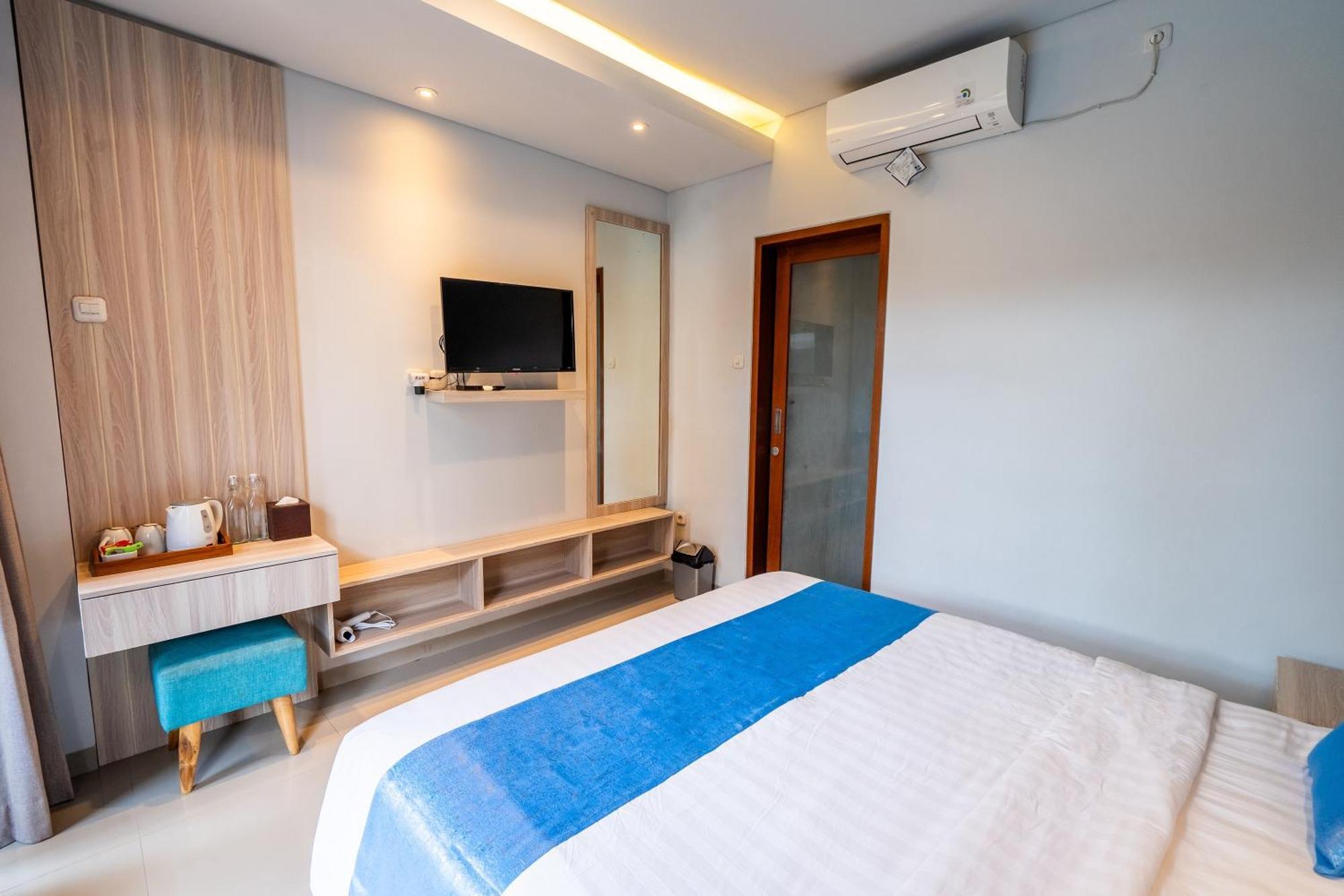 Mahesa Suites Seminyak Exterior photo